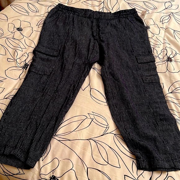 Old Navy Pants & Jumpsuits Nwt Old Navy Linen Capri Striped Cargo Poshmark